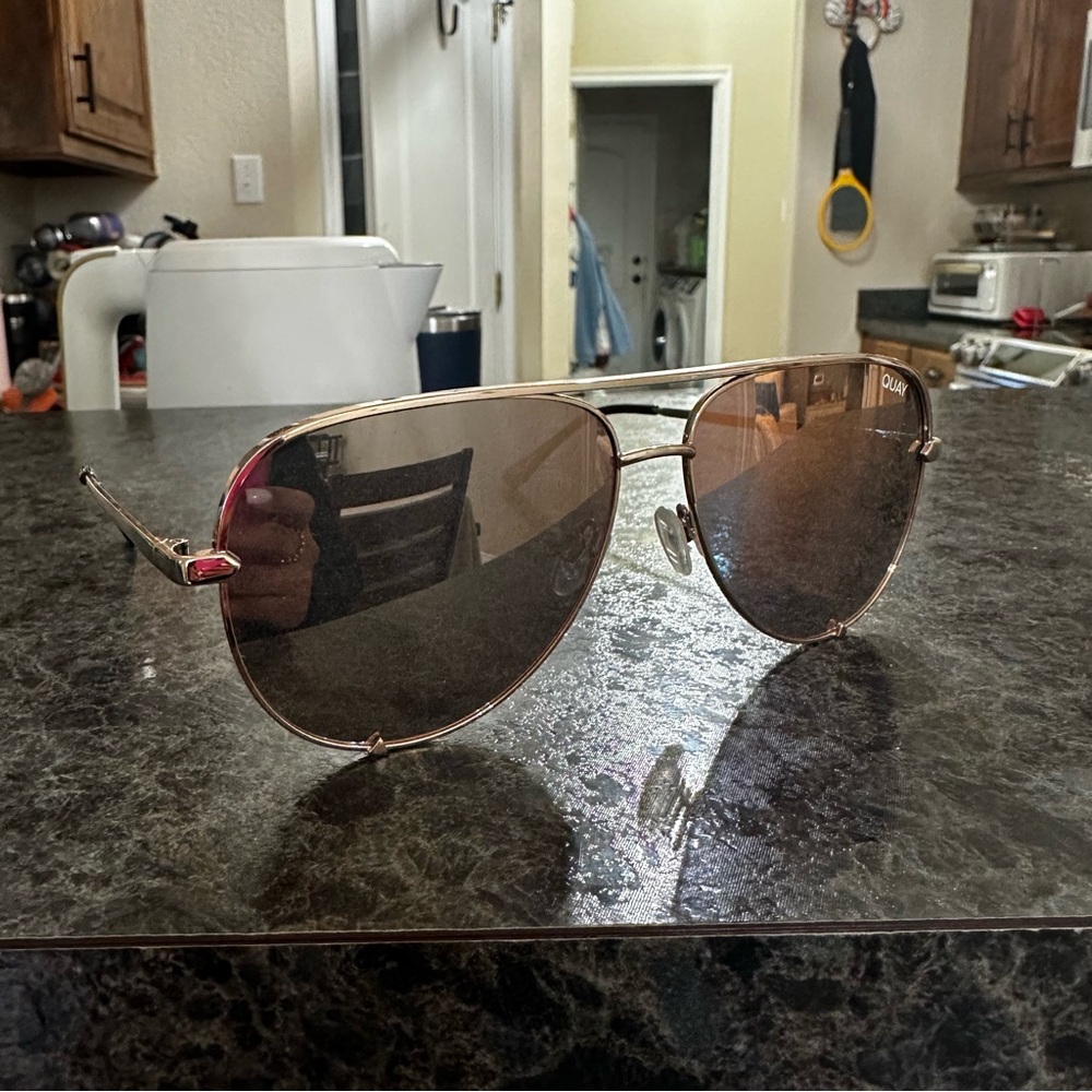 Quay High Key Aviators